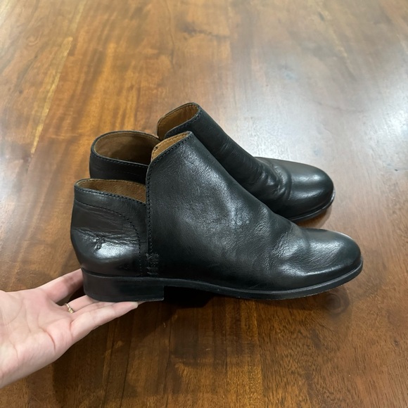 Frye Elyssa Leather Ankle Cognac Slip On Shooties Ankle Booties Size 7 - Picture 1 of 7